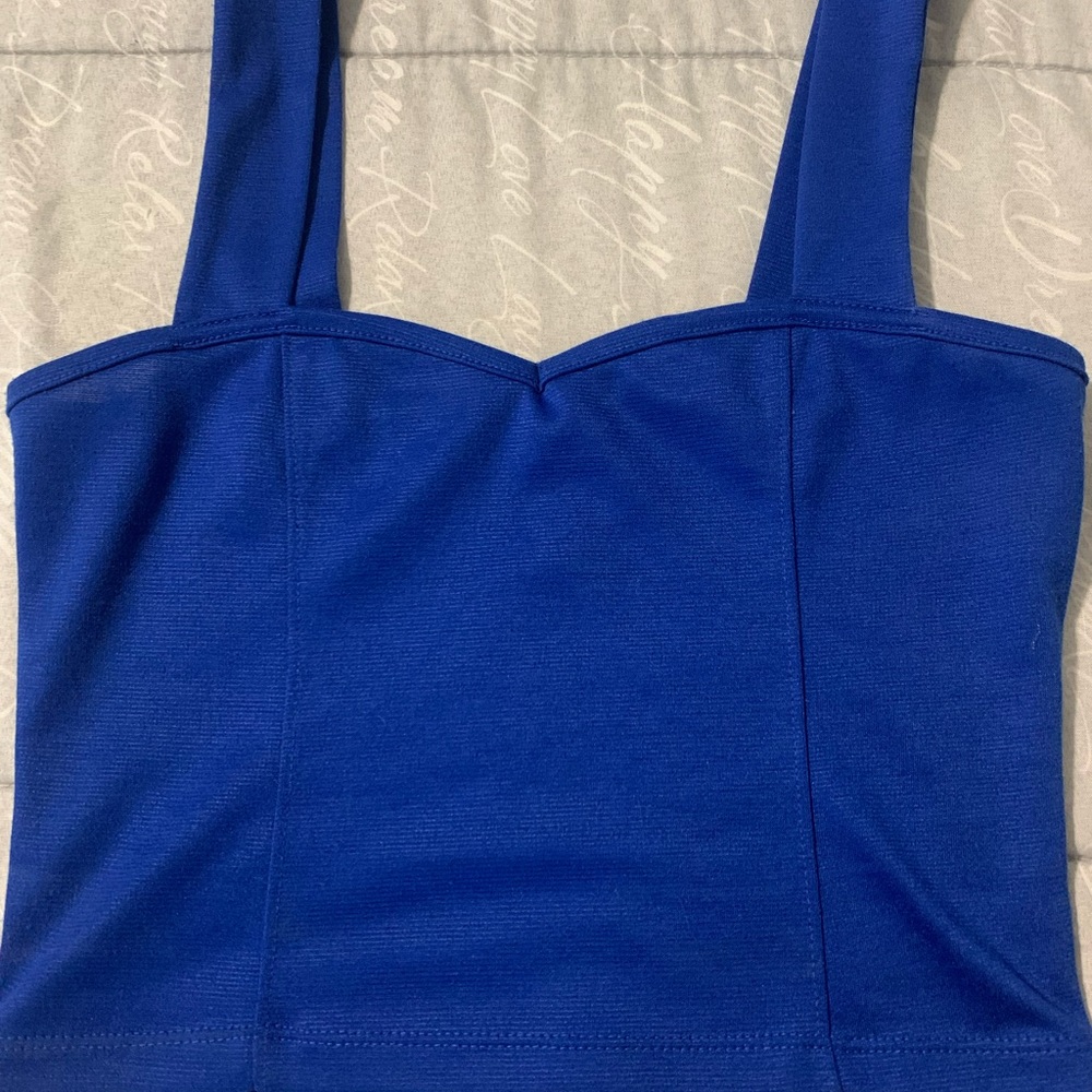 Blue crop top